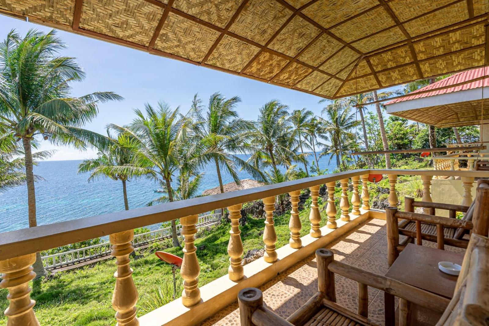 Blue Star Dive And Resort Anda  Exterior photo