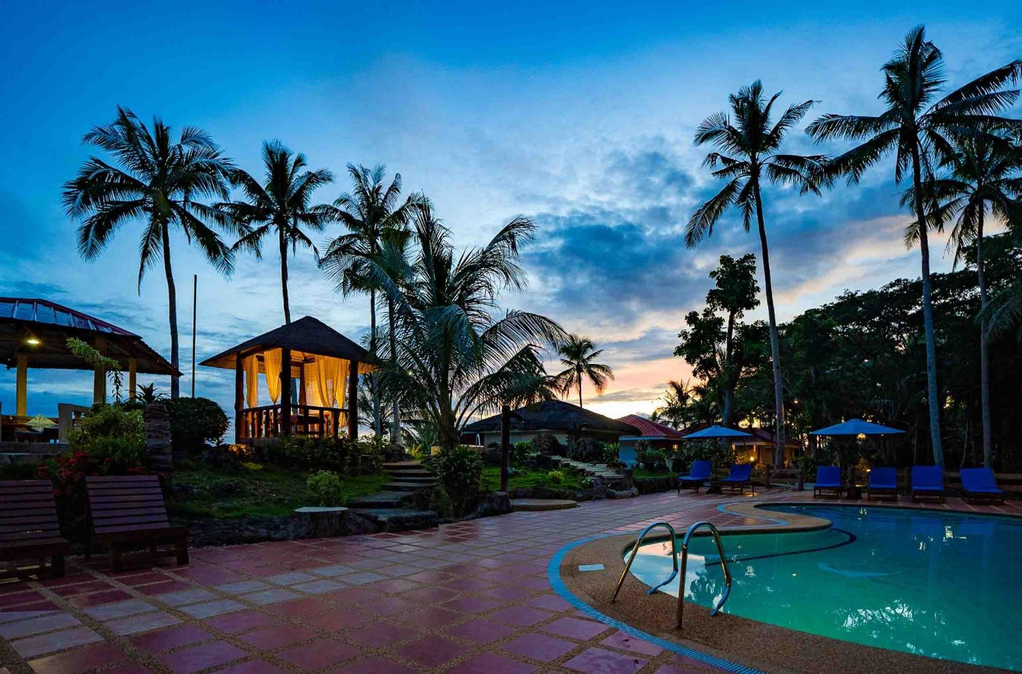 Blue Star Dive And Resort Anda  Exterior photo