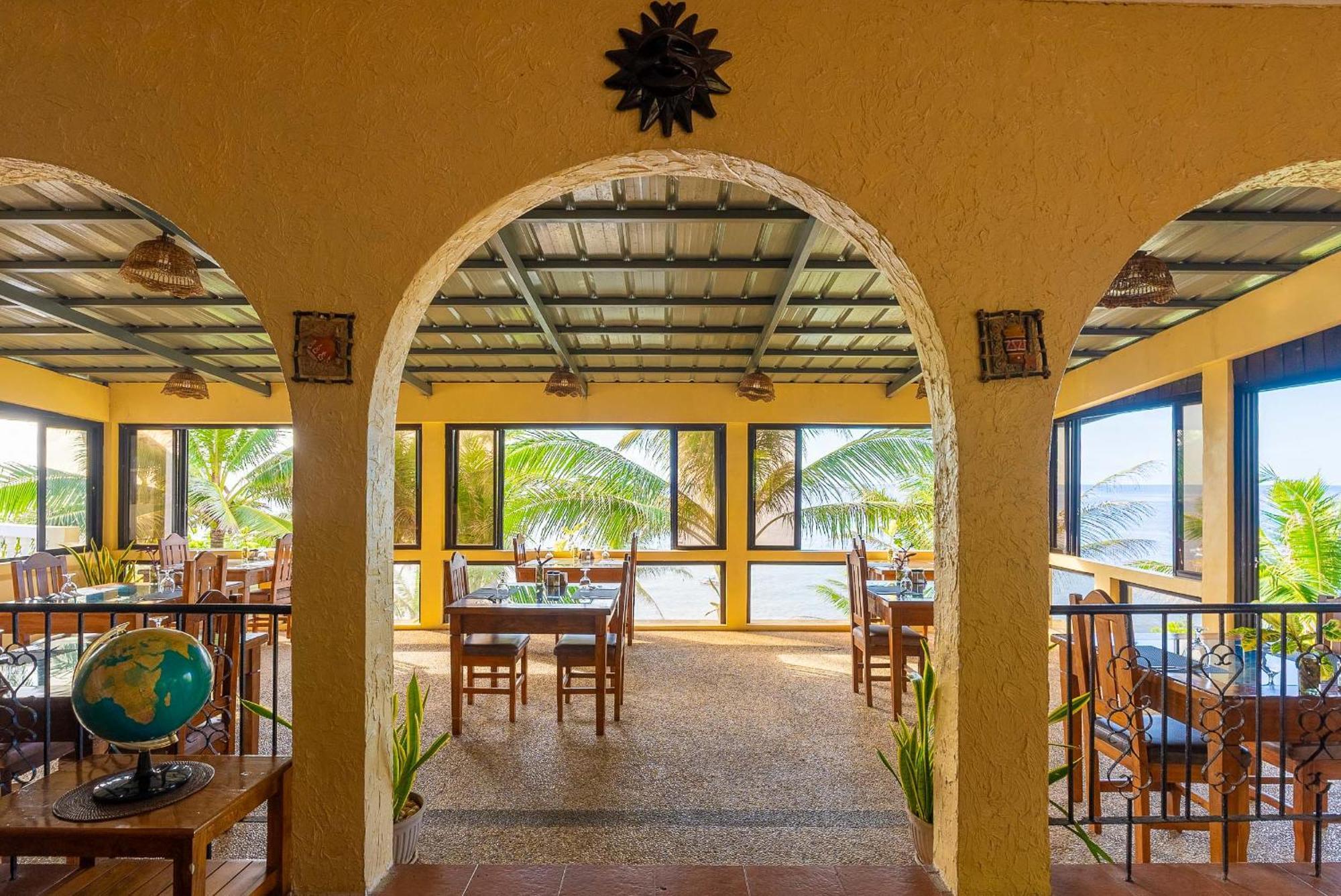 Blue Star Dive And Resort Anda  Exterior photo