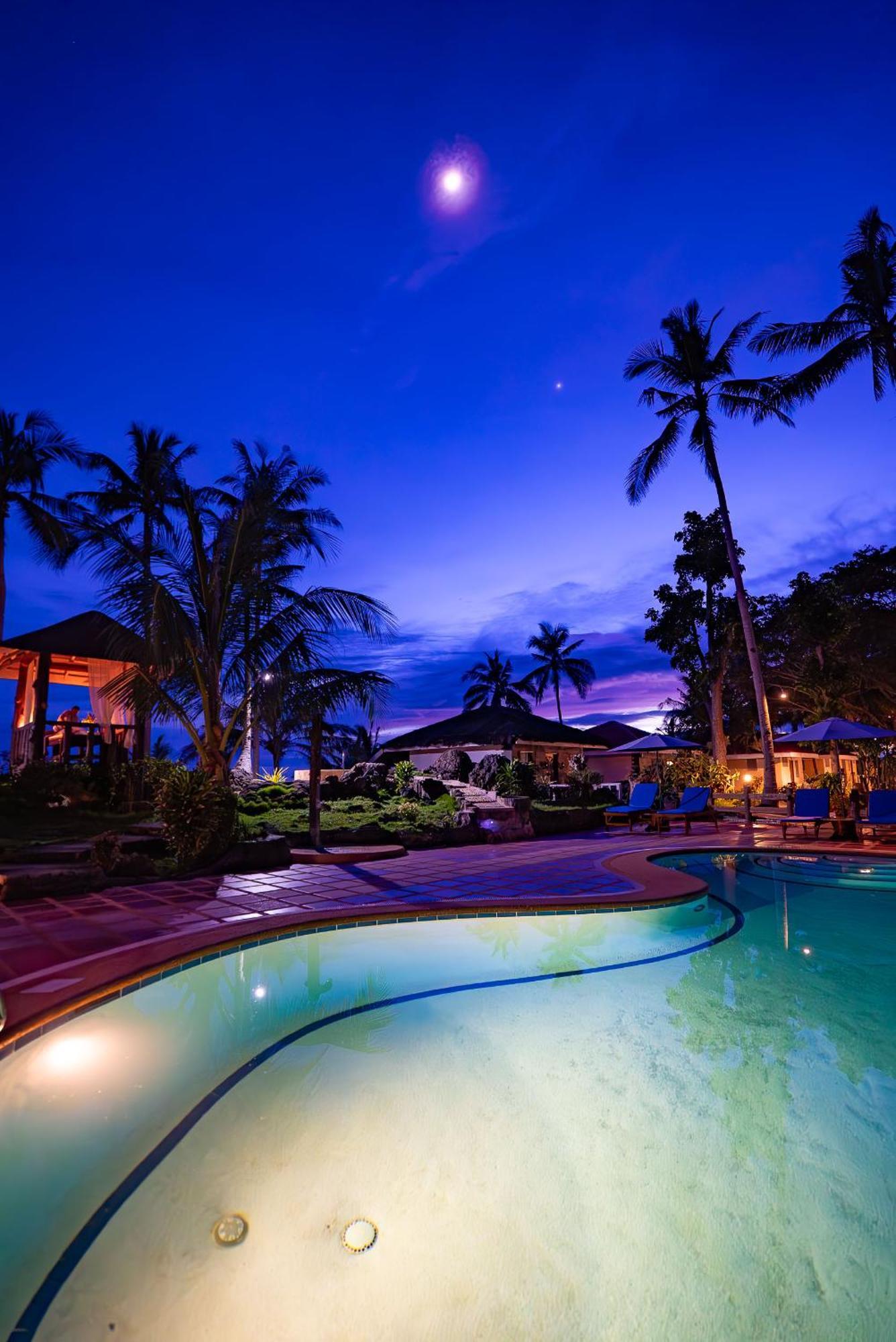 Blue Star Dive And Resort Anda  Exterior photo